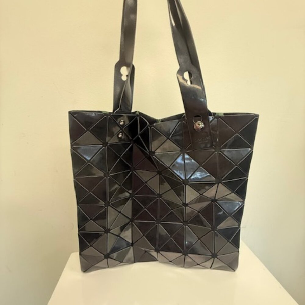 ISSEY MIYAKE BAO BAO bag black pre own